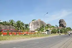 Đá ba Chồng in Dinh Quan