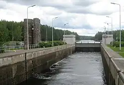 Monument to friendship at the Brusnichnoye lock along the Saimaa Canal