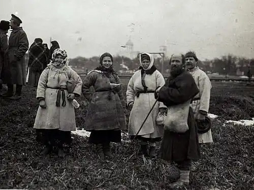 Volhynian peasants on the Vodokhreshche&nbsp;[uk] day.