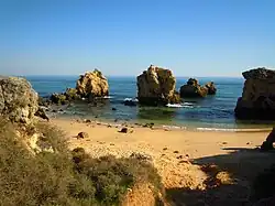 Praia dos Arrifes