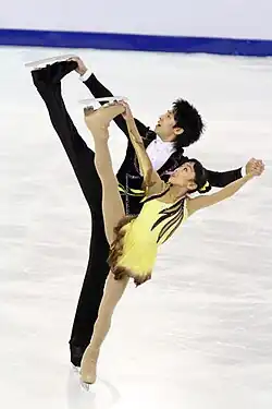 Sui Wenjing and Han Cong at the 2010 World Junior Championships
