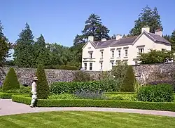 Aberglasney garden, with Aberglasney House in the background