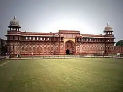 Agra Fort: Akbari Mahal
