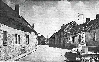 The war memorial in Baslieux-lès-Fismes
