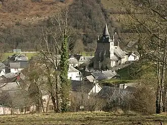 Beaudéan and the church of Saint-Martin