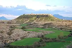 Berdún on a hilltop