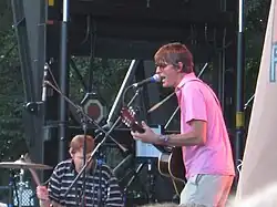 Bob Nastanovich and Stephen Malkmus performing at the 2007 Pitchfork Music Festival.