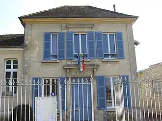 Brignancourt village hall