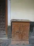 Chest at the entrance of the Malabare Mansion