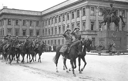 German horse artillery parading before Saxon Palace, autumn 1939