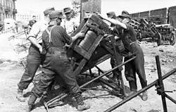 Multiple frames could be fired from scaffolds like these.