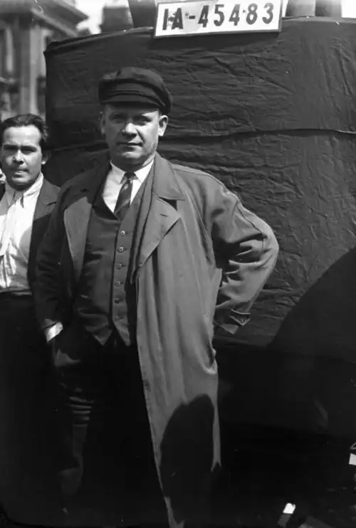 Bundesarchiv Bild 102-12940, Ernst Thälmann.jpg