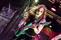 Guitarist Courtney Cox