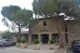 The town hall of Cabrières-d'Avignon