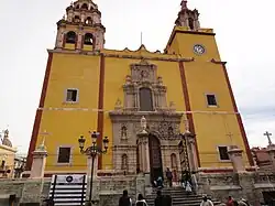 The Basilica of Guanajuato, a 17th century building reflecting a transitional Mannerism - Baroque architecture