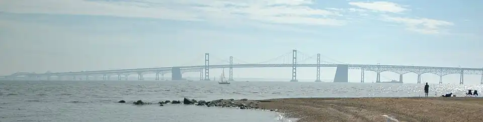 Panorama of the bridge as seen from the beach