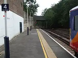Looking towards the abandoned extension to Leatherhead