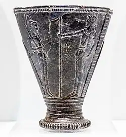 The stone "Chieftain Cup" from Hagia Triada, MM III or LM I.[66]