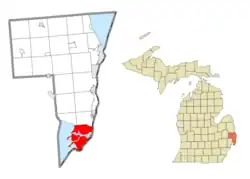 Location within St. Clair County (red) and the administered CDP of Pearl Beach (pink)