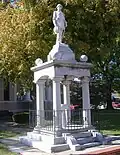 Statue of Lee in Murray, Kentucky