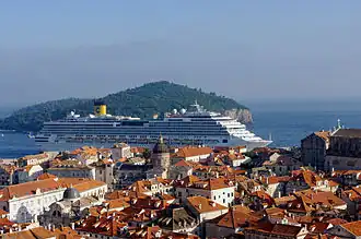 Cruise ship in Dubrovnik