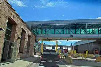 Coutts border crossing, into the US