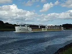 Crystal Bach in Kiel Canal I
