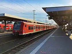 A Class 425 (1999) train leaving Hauptbahnhof towards Neustadt (Aisch)