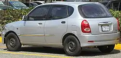 2001–2004 Storia (M100S; facelift, Japan)