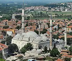 Üç Şerefeli Mosque in Edirne (1437–1447): exterior