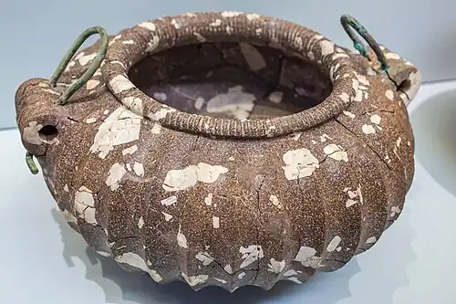 Egyptian bowl, with rim and handles reworked in neopalatial Crete