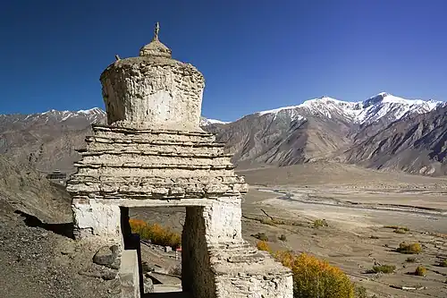 Entrance arch at top of staircase