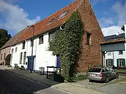 Farmhouse dated from 1628