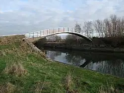 Concrete footbridge across River Trent