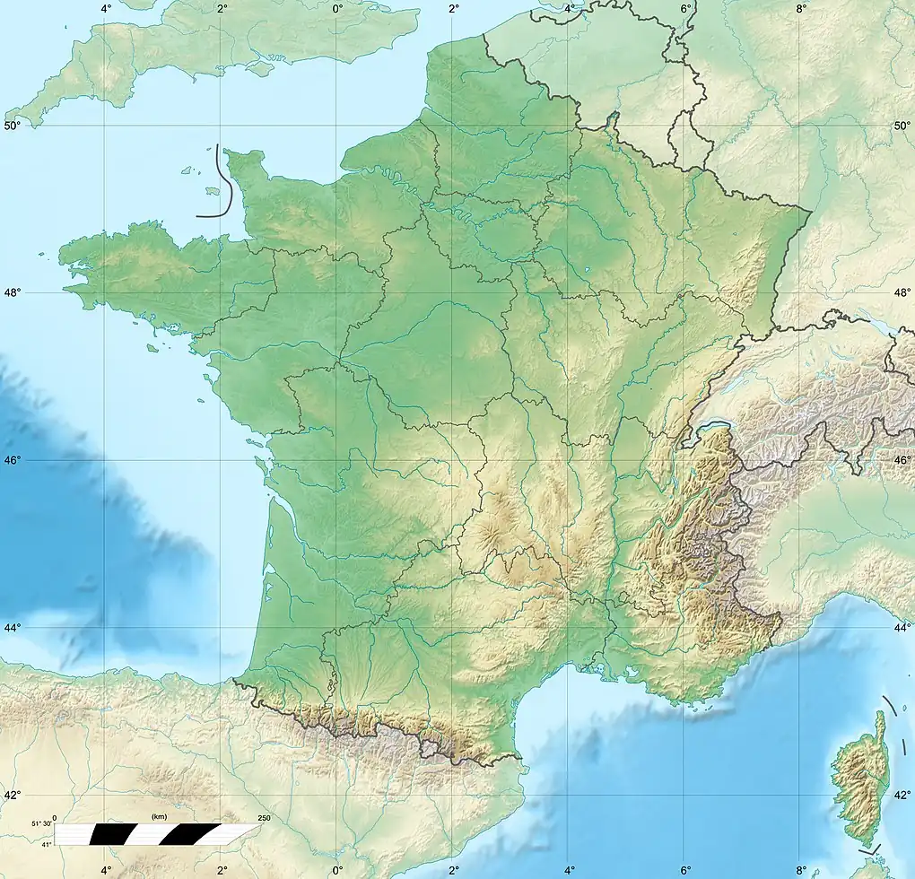 Lutetia is located in France