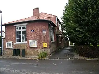 The town hall in Fresnes-Mazancourt
