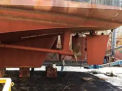 The propeller shafts and rudders of the TS General Rudder