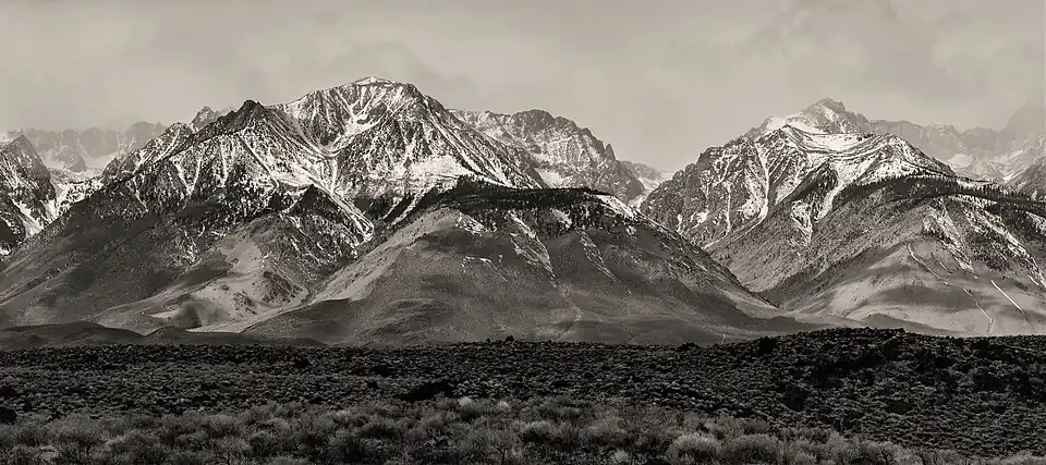 Goodale Mountain (left), Taboose Pass, Cardinal Mountain (right)