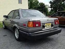 Corolla GT-S coupé with longer bumper and equipped with Corolla Levin's taillights (AE86, pre-facelift)