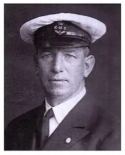 In 12 Metre: , Halfdan Hansen