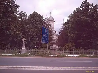 Church in the center of the commune