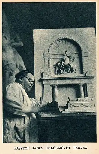 Hungary - János Pásztor (1881-1945) during sculptures - Az Est Hármaskönyve 1938 Unknown photographer.jpg