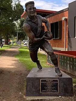 Jack Dyer statue at the Punt Road Oval