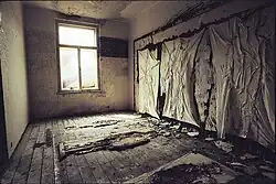 House No. 50, Bedroom (1987)