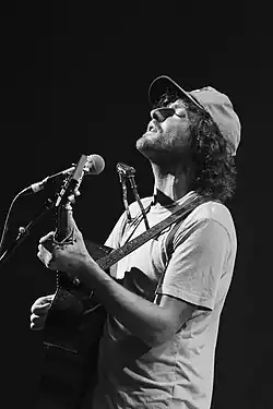 Abney performing in 2022