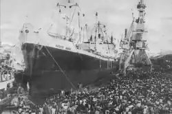 Kasato Maru with Japanese migrants after arriving in Port of Santos (1908)