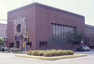 Image 24Merchants' National Bank in Poweshiek County, designed by Louis Sullivan (from National Register of Historic Places listings in Iowa)