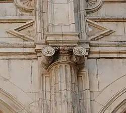 Ionic capital at the Hôtel de Lamamye.