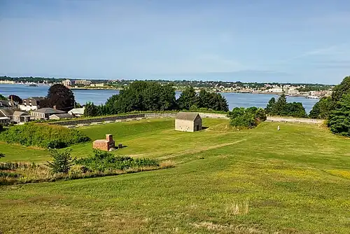 Overlooking the Thames River, July 2020.