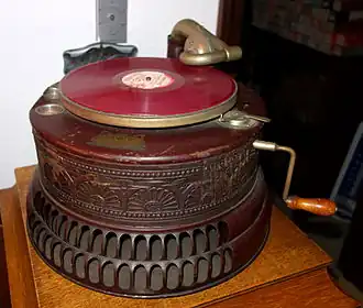 A Lyricera Phonograph Company phonograph